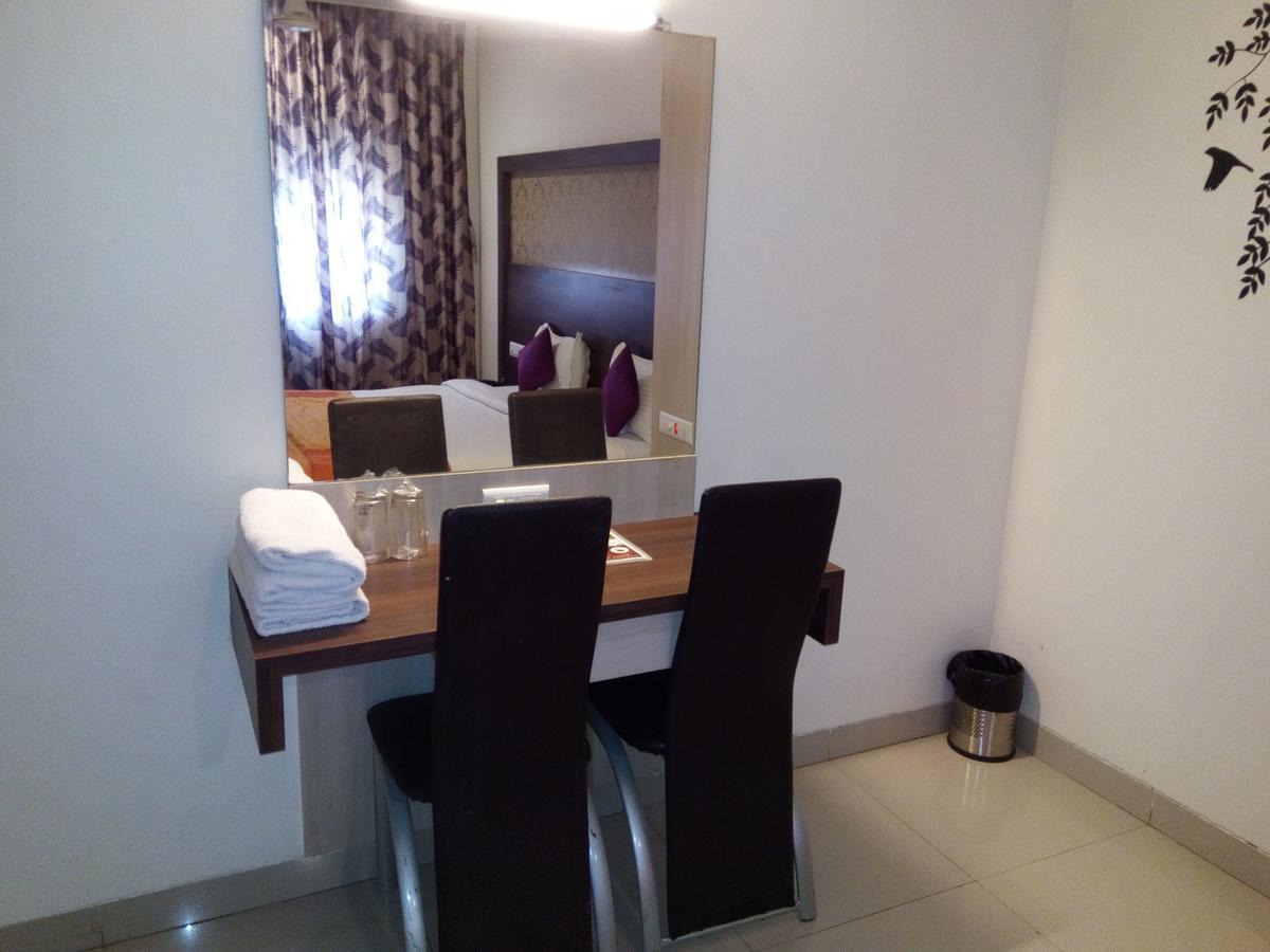 Hotel Veer Residency Panvel Εξωτερικό φωτογραφία