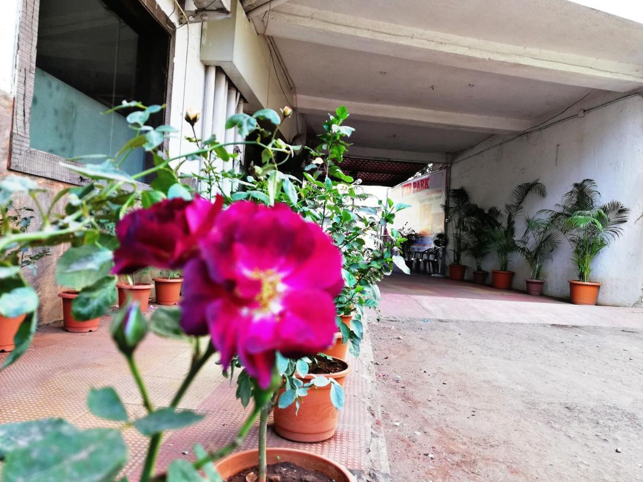 Hotel Veer Residency Panvel Εξωτερικό φωτογραφία